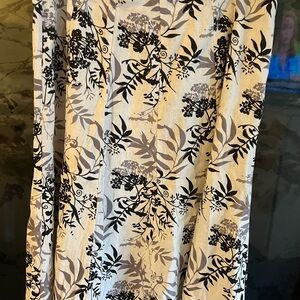 Notations Black and White Midi A-Line Skirt with Slit